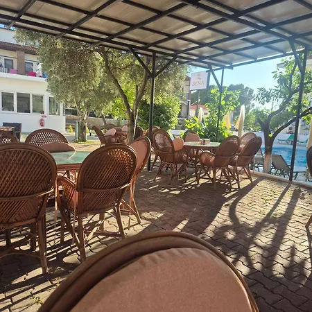 Hostel Bena *